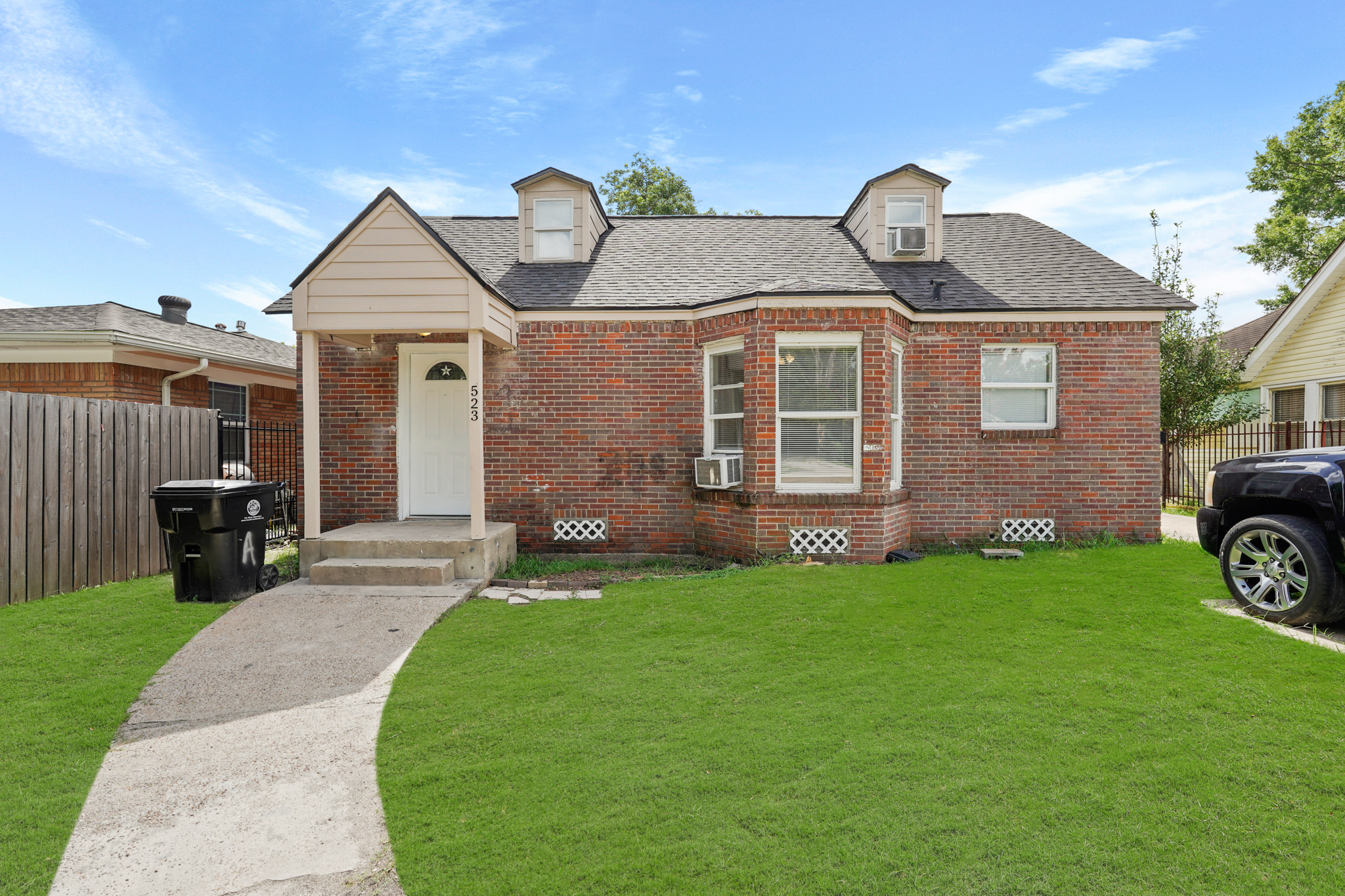 Property thumbnail image