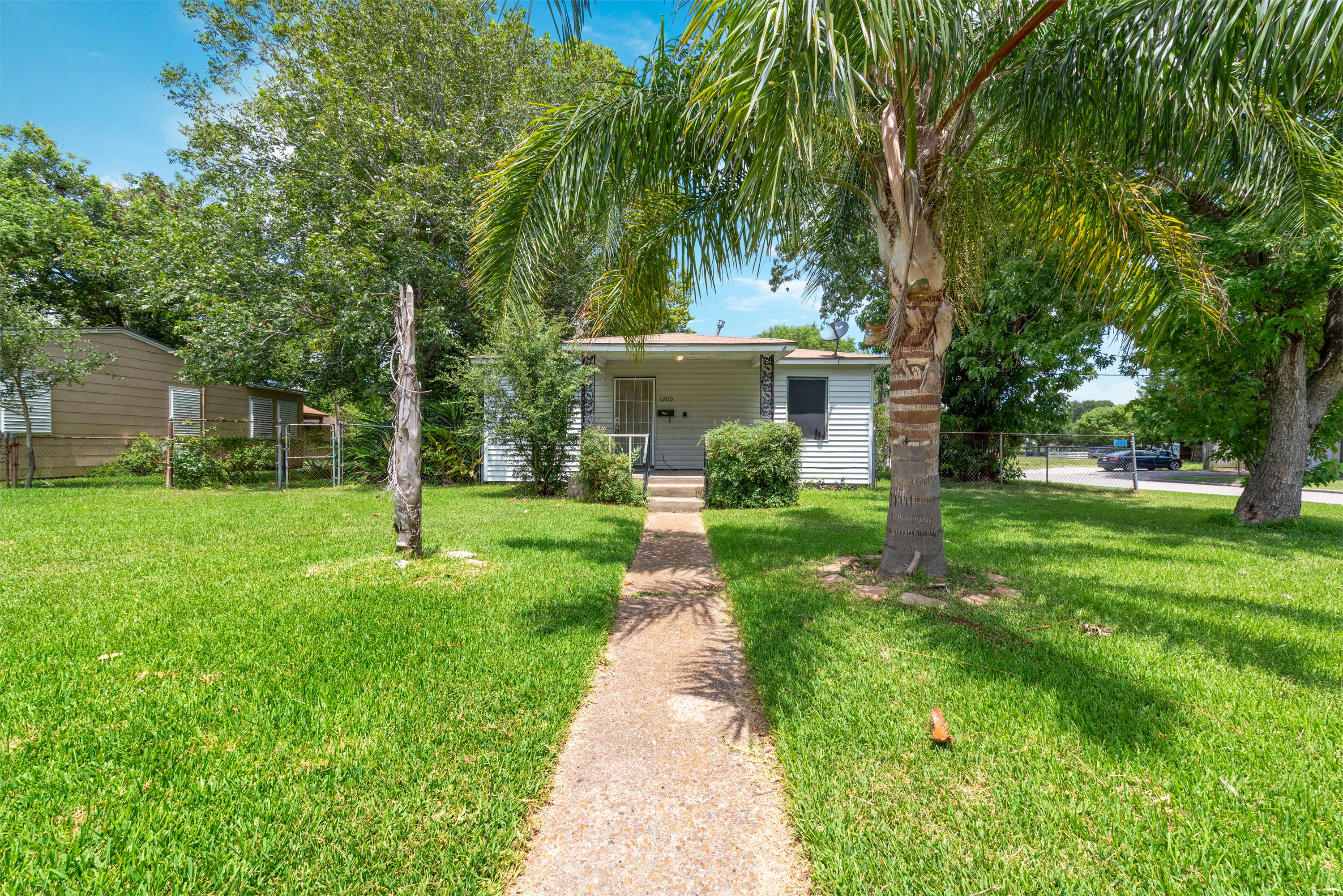 Property thumbnail image