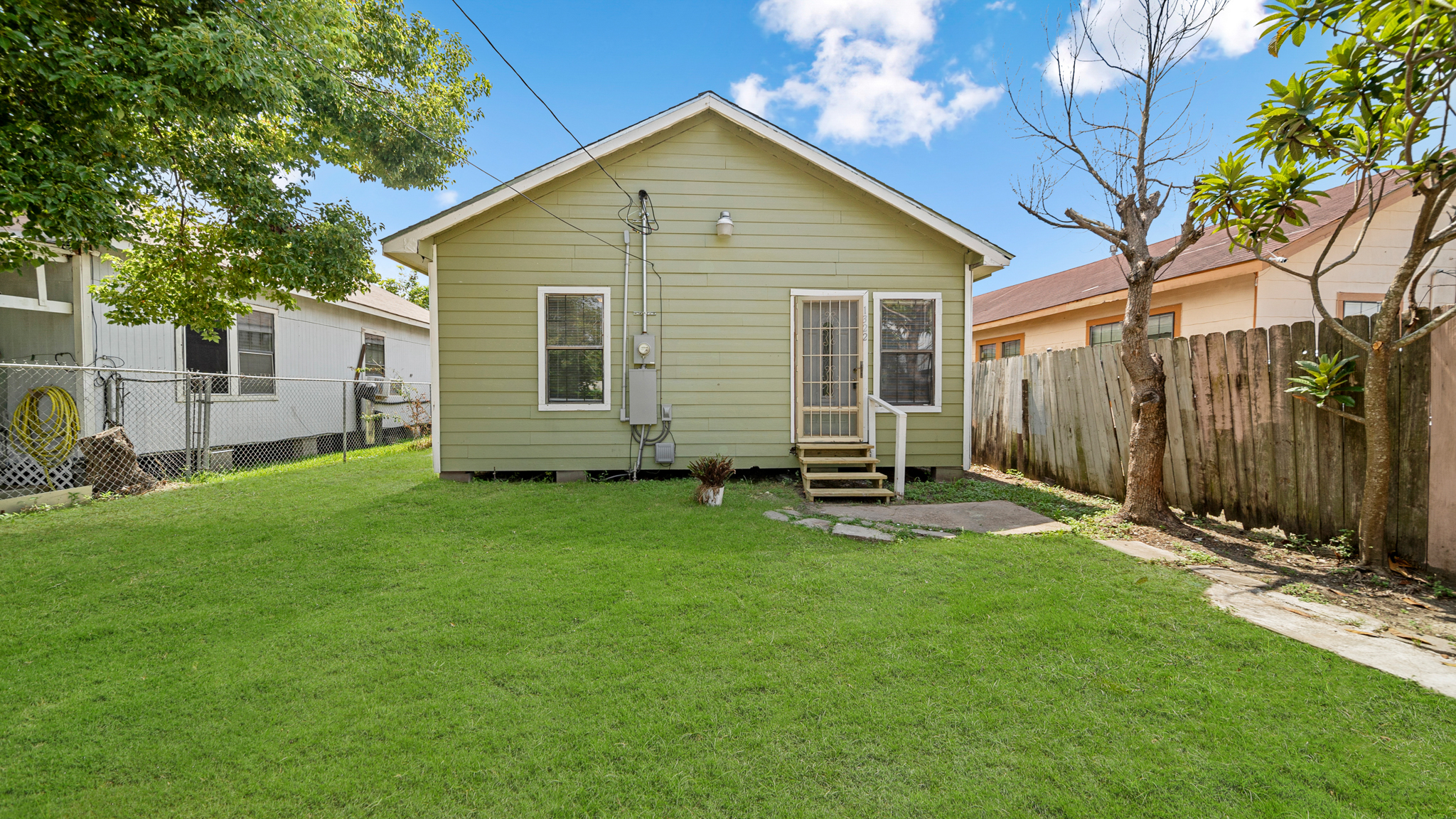 1322 Magnolia Street