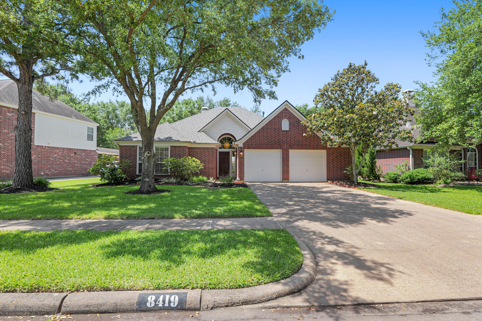 8419 Broken Timber Way